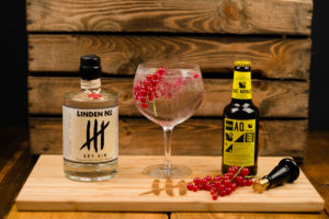 Linden No. 4 Dry Gin mit Aqua Monaco Tonic Water